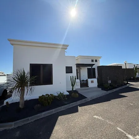 New In Playa Blanca, Lanzarote -adults Only- פלאיה בלנקה