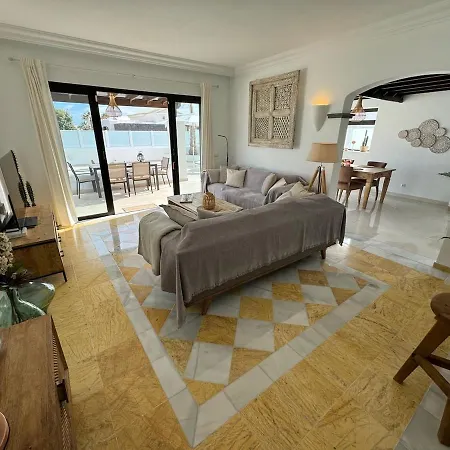 New In Playa Blanca, Lanzarote -adults Only- וילה פלאיה בלנקה