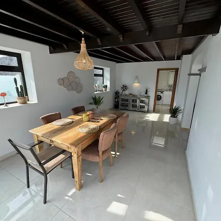 New In Playa Blanca, Lanzarote -adults Only- וילה *